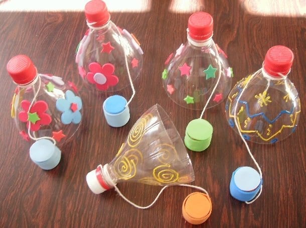 brinquedos reciclados garrafas pet bilboque