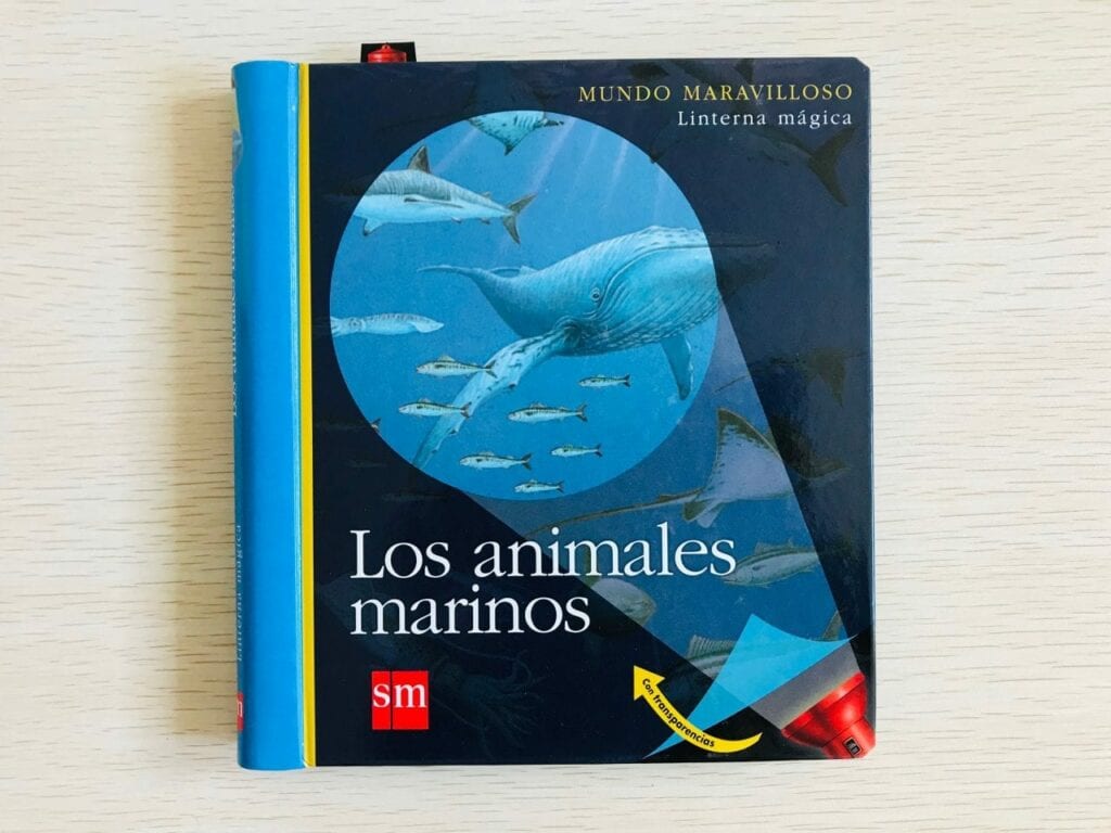 livro os animais marinhos com lanterna