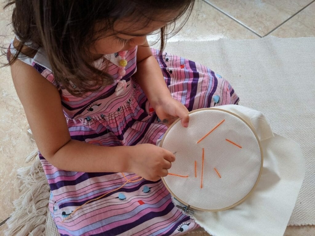 atividade de costura para criancas 04